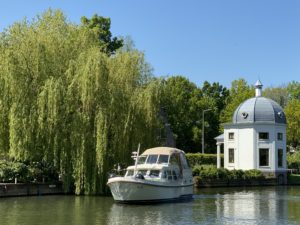 Linssen-Grand-Sturdy // Dutch Yacht Rentals